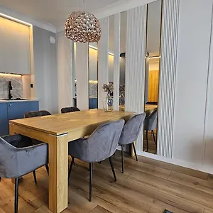 Elegance, Metro, Free Parking Apartament