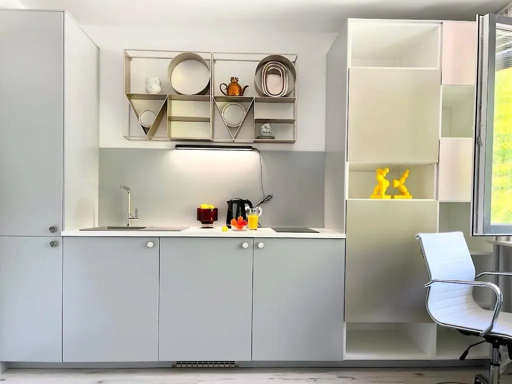 Apartment Cozy Studio At Park Near City-Center +Netflix +Wifi Warsaw