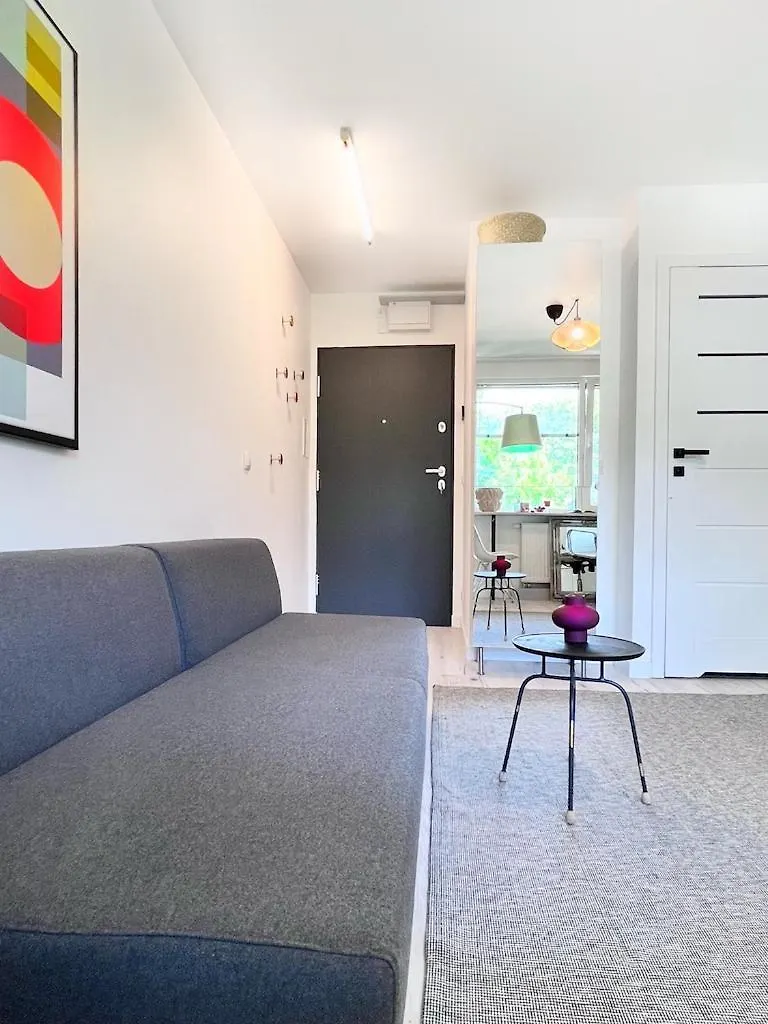 Cozy Studio At Park Near City-Center +Netflix +Wifi Warsaw Poland