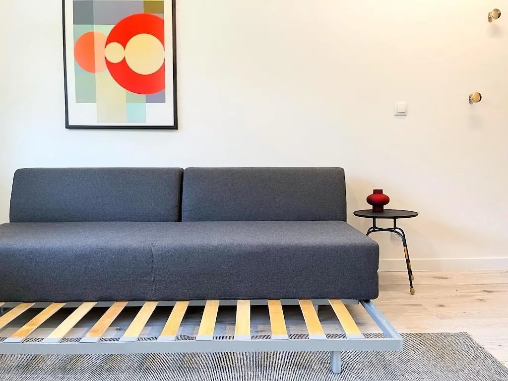 Cozy Studio At Park Near City-Center +Netflix +Wifi Warsaw Apartment